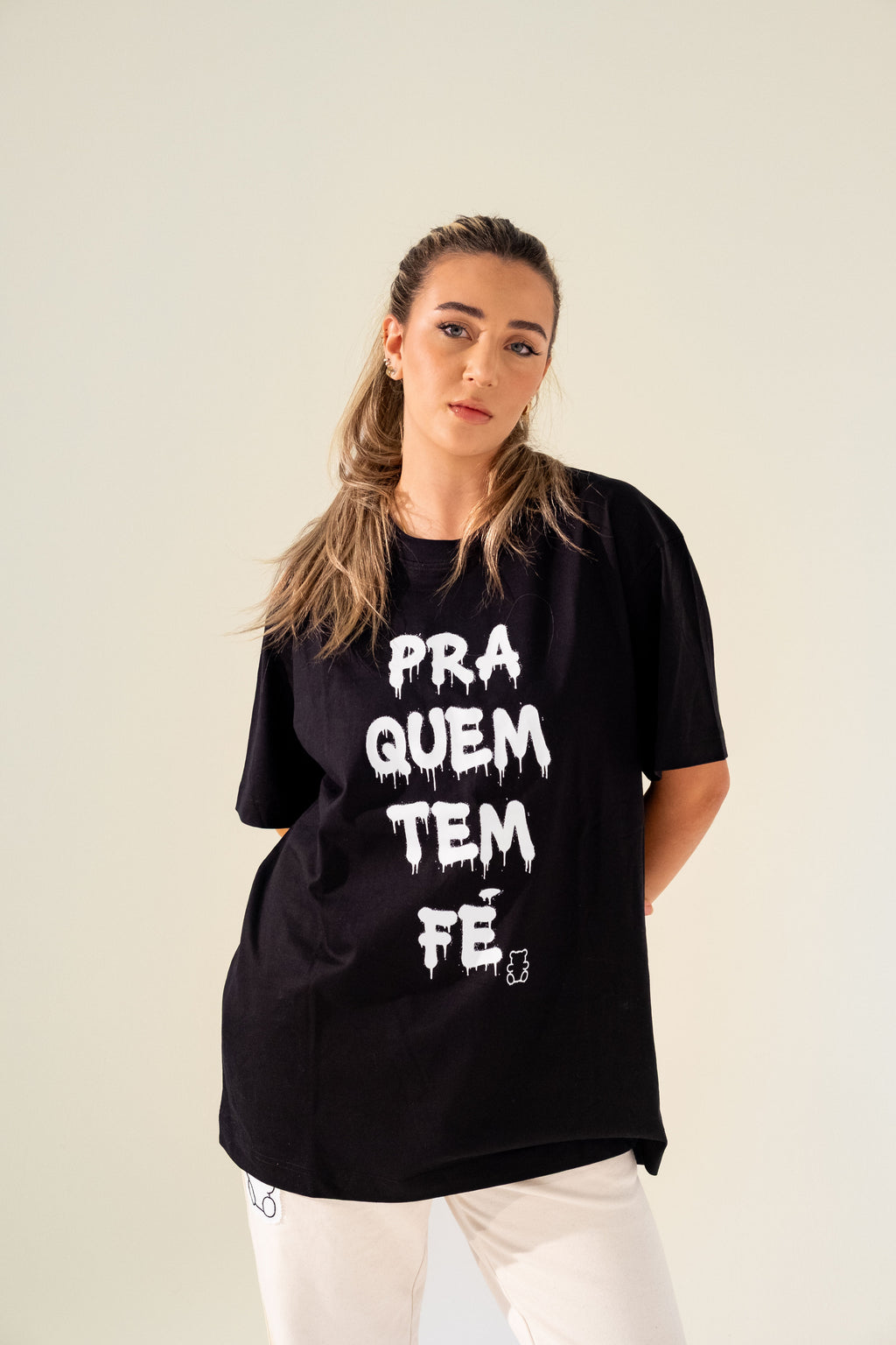 T-shirt Nera Pra Que Tem Fe D777